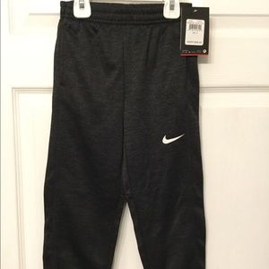 Nike Therma-Fit Boys Pants